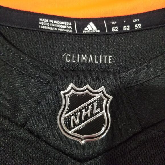 Chicago Blackhawks NHL Adidas Black Men's Authentic Jersey Size 52 - Picture 3 of 14